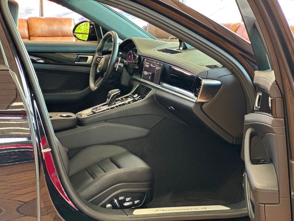 2021 Porsche Panamera 4 E-Hybrid photo 38