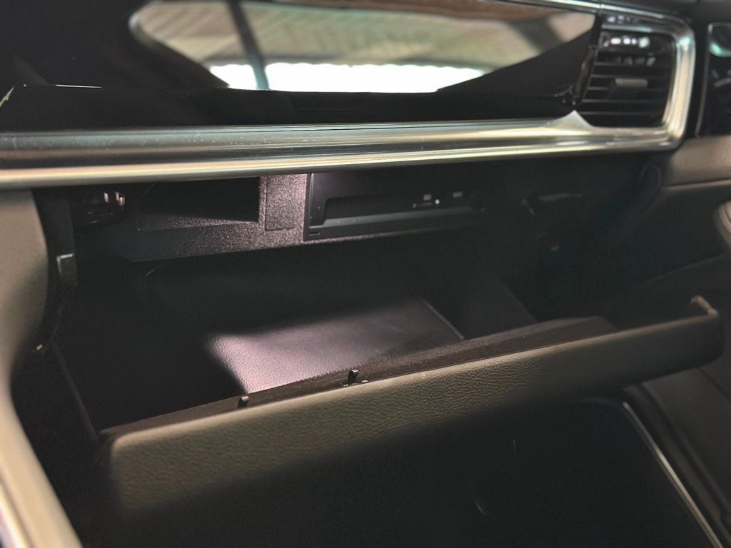 2021 Porsche Panamera 4 E-Hybrid photo 63