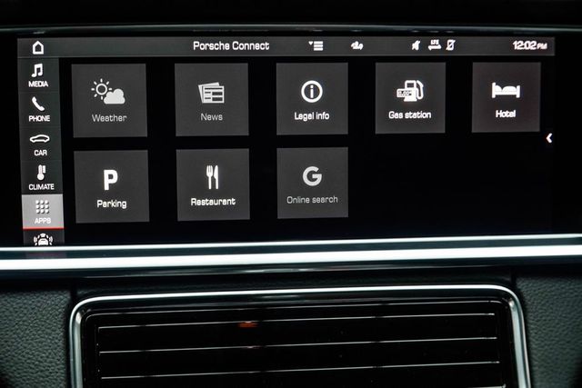 2021 Porsche Panamera RWD - 22994839 - 25