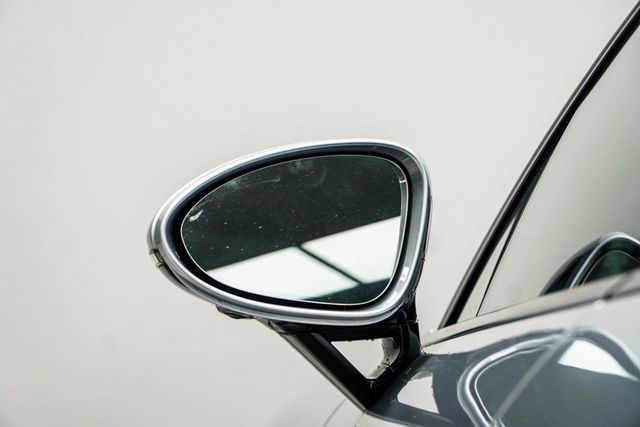 2021 Porsche Panamera RWD - 22961056 - 18