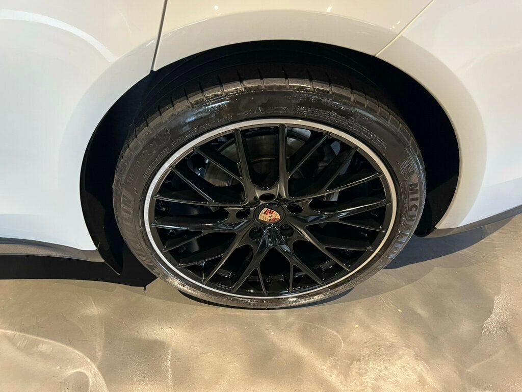 2021 Porsche Panamera RWD/PremiumPkg/AdapAirSuspension/Htd&CldSeats/14WayPwrSeats/NAV - 22924747 - 10