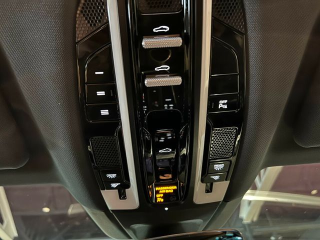 2021 Porsche Panamera RWD/PremiumPkg/AdapAirSuspension/Htd&CldSeats/14WayPwrSeats/NAV - 22924747 - 22