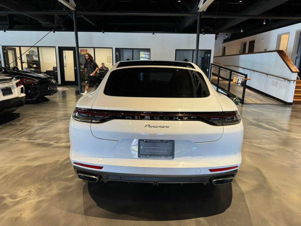 2021 Porsche Panamera Base photo 3