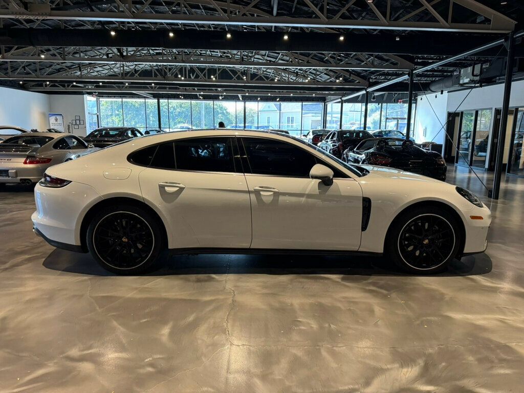 2021 Porsche Panamera Base photo 5