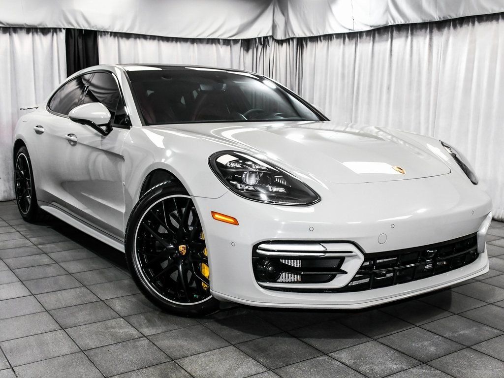 2021 Porsche Panamera Turbo S photo 4