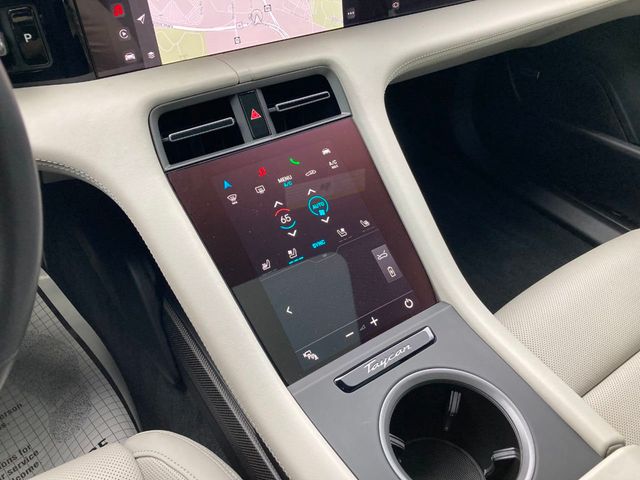 2021 Porsche Taycan  - 22315631 - 23