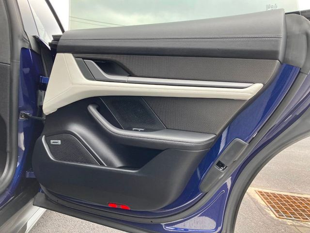 2021 Porsche Taycan  - 22315631 - 28