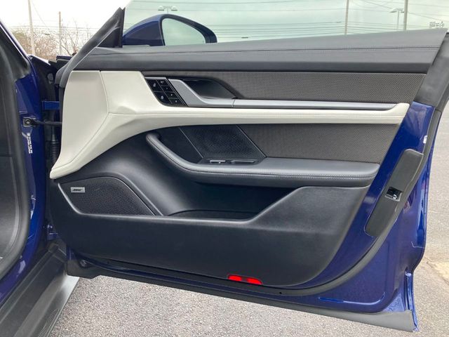 2021 Porsche Taycan  - 22315631 - 30