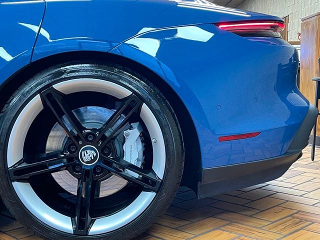 2021 Porsche Taycan 4S AWD - 22933815 - 9