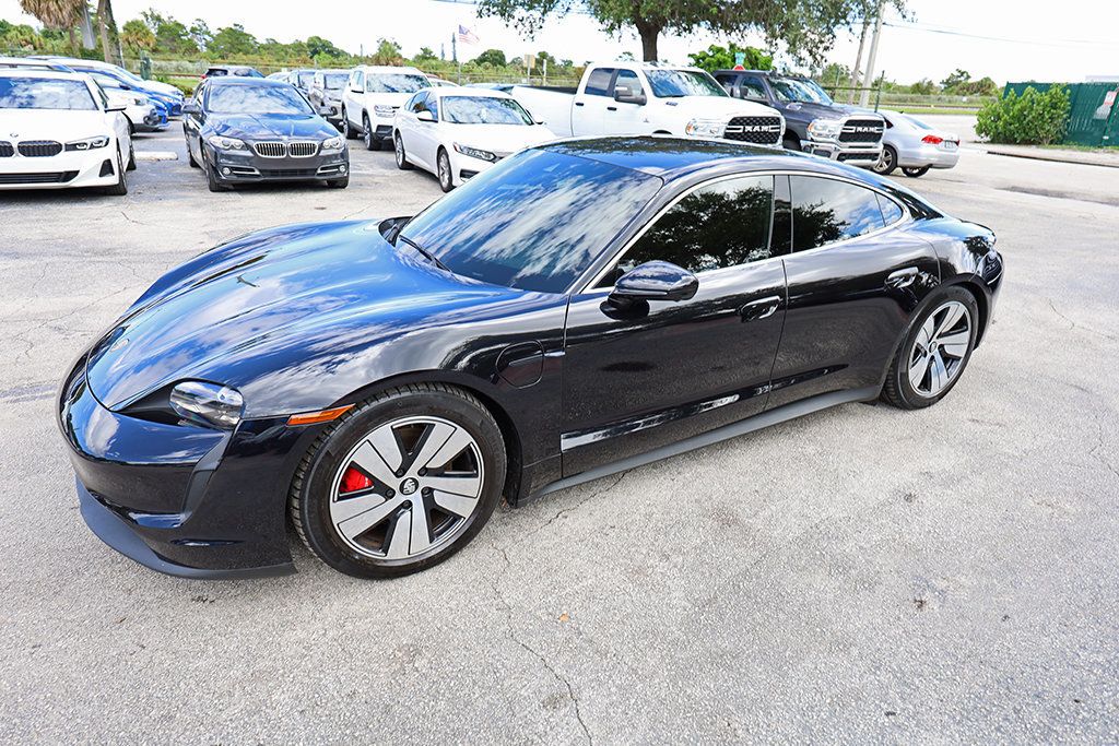 2021 Porsche Taycan 4S photo 11