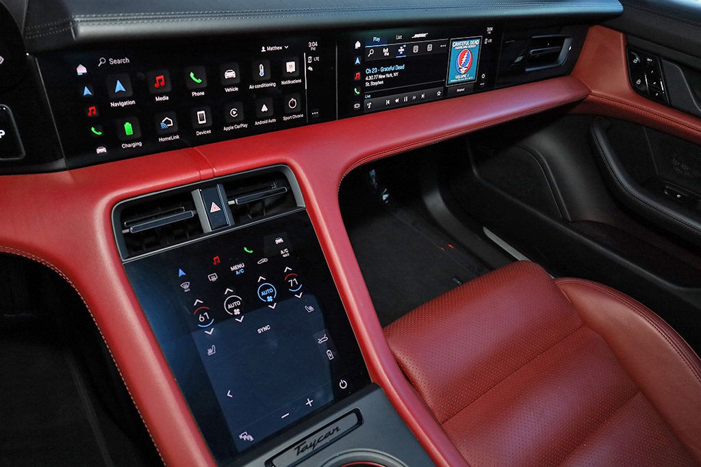 2021 Porsche Taycan 4S photo 22