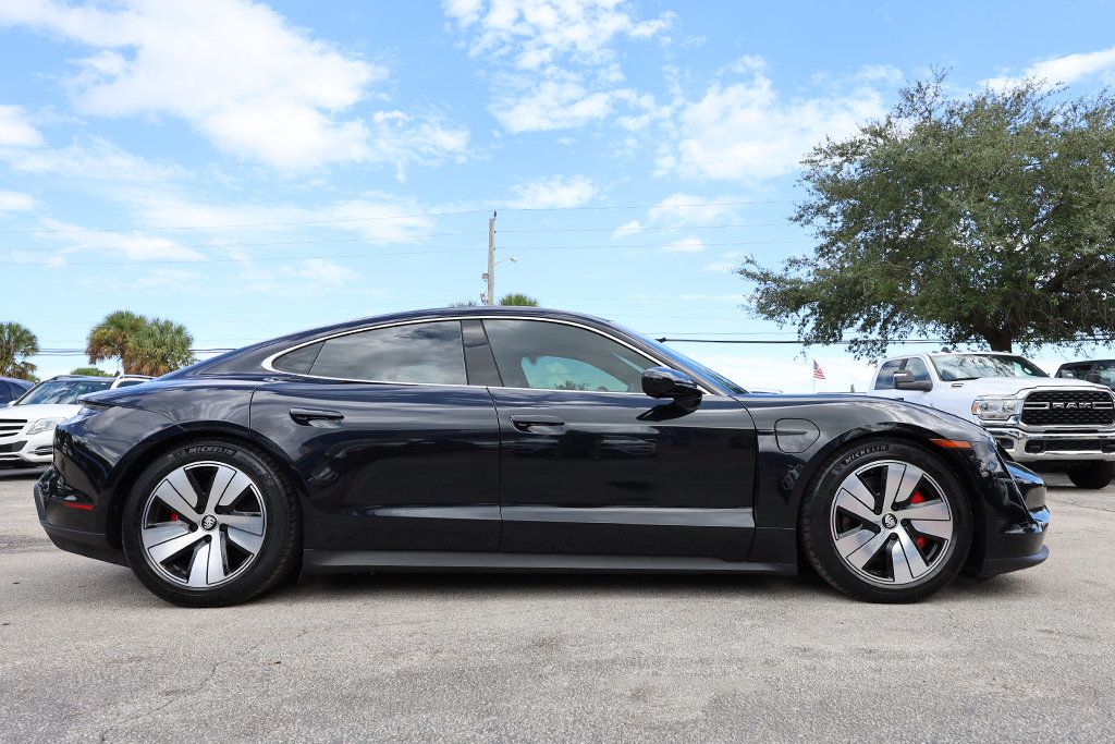 2021 Porsche Taycan 4S photo 40