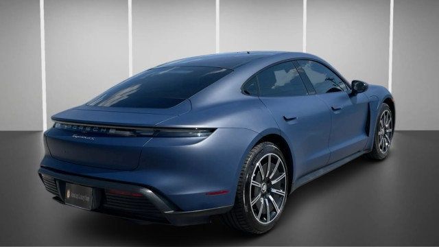 2021 Porsche Taycan 4S AWD - 23075411 - 6