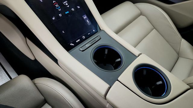 2021 Porsche Taycan 4S AWD with PBP, 20'' Wheels, Massage Seats & Rear Axle Steering - 22948564 - 15