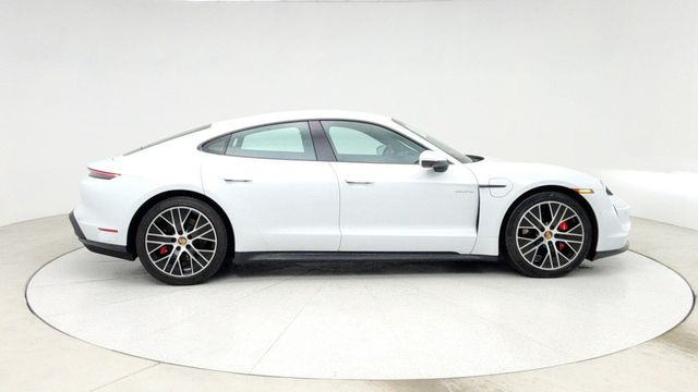 2021 Porsche Taycan 4S AWD with PBP, 20'' Wheels, Massage Seats & Rear Axle Steering - 22948564 - 3