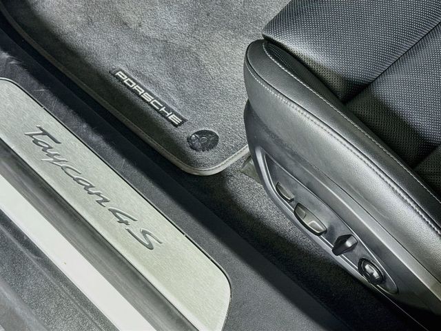 2021 Porsche Taycan 4S w/ Performance Battery Plus - 23074554 - 24