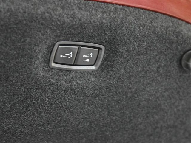 2021 Porsche Taycan Base - 23081254 - 40