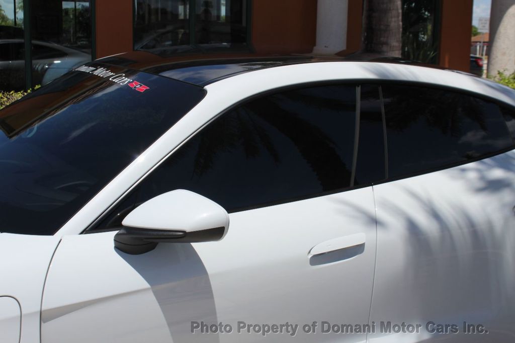 2021 Porsche Taycan photo 23
