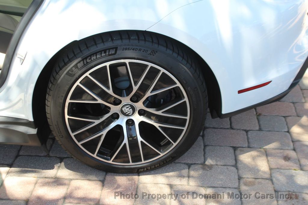 2021 Porsche Taycan photo 35