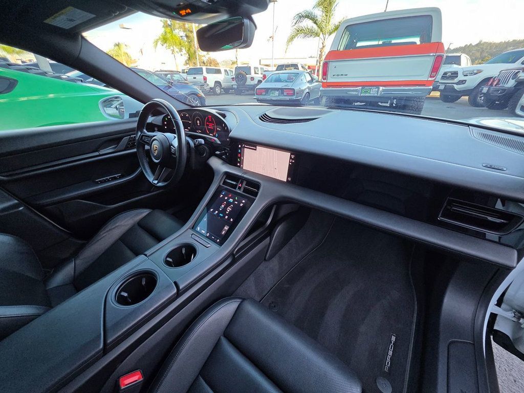 2021 Porsche Taycan RWD - 22940551 - 24