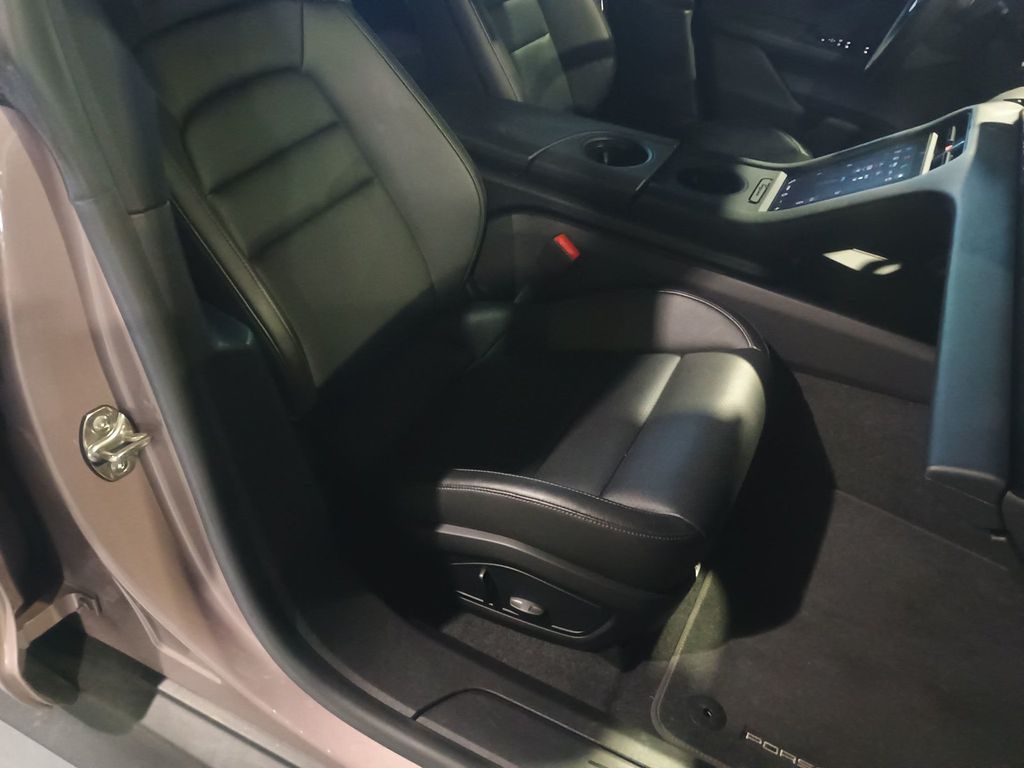 2021 Porsche Taycan RWD 1 Owner Clean Carfax Florida Car - 22989229 - 28