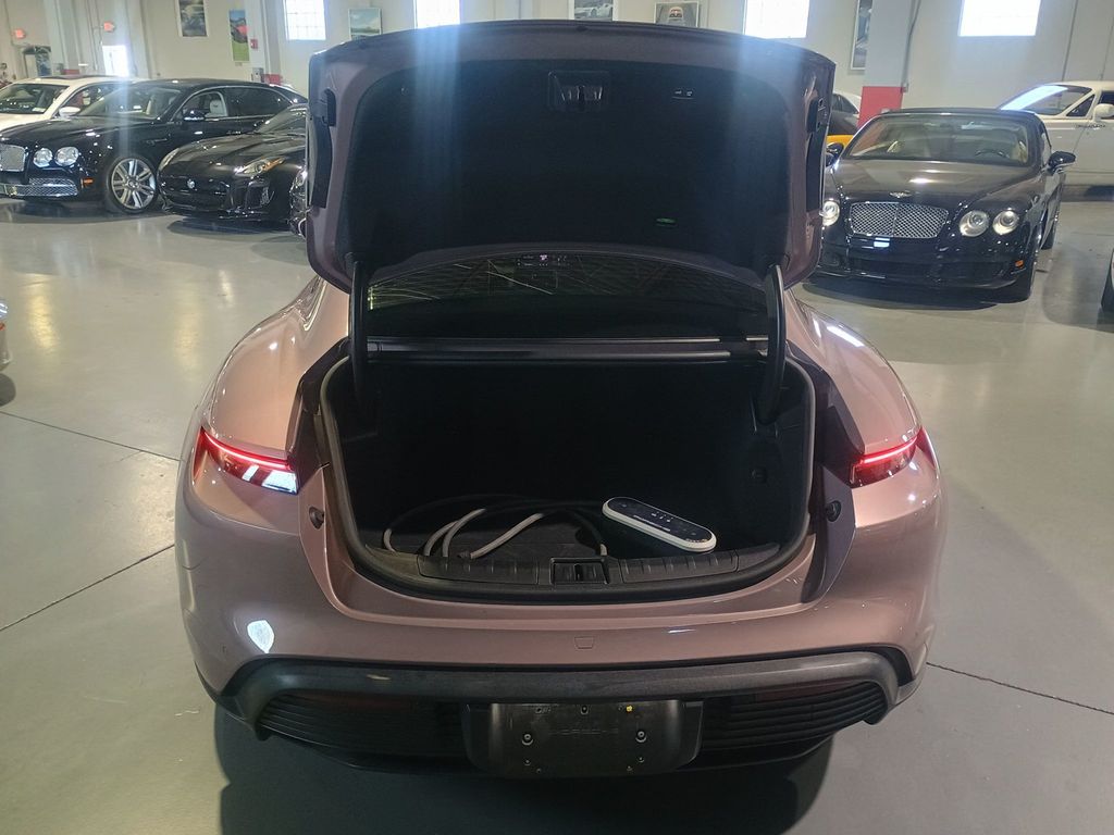 2021 Porsche Taycan RWD 1 Owner Clean Carfax Florida Car - 22989229 - 31