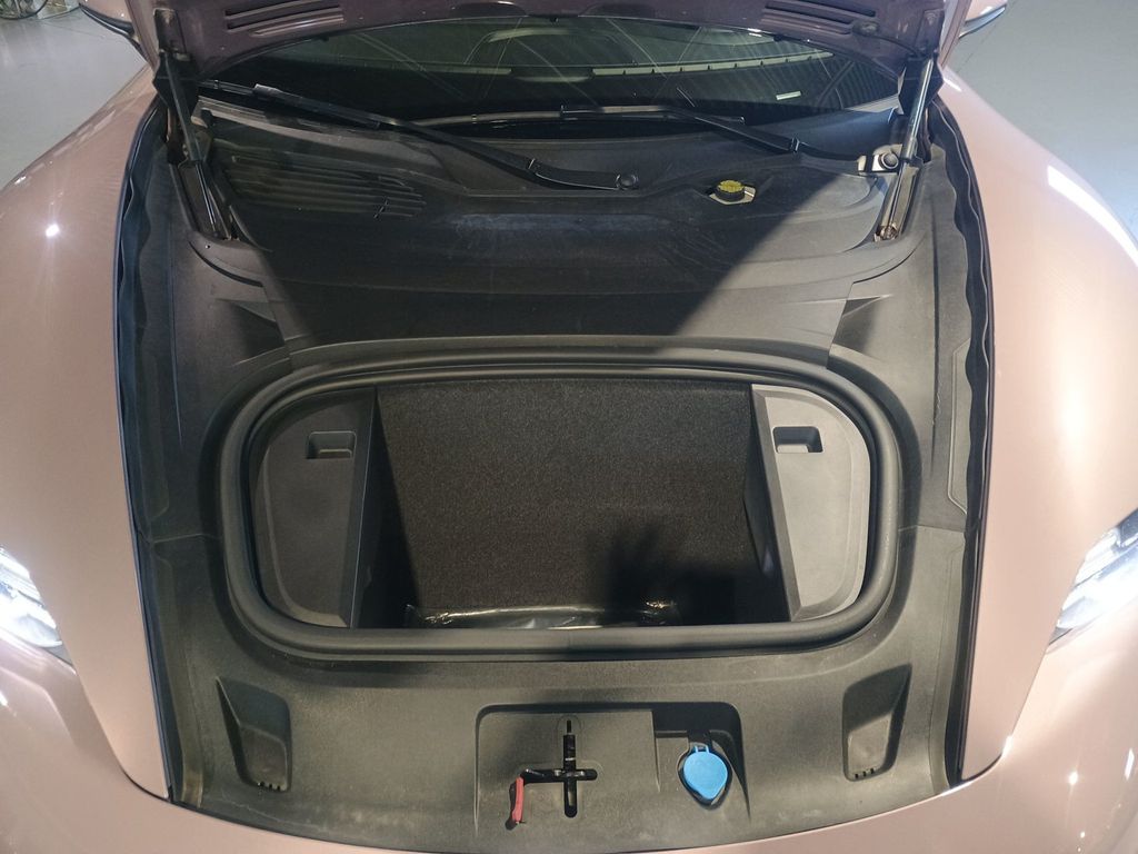 2021 Porsche Taycan RWD 1 Owner Clean Carfax Florida Car - 22989229 - 34