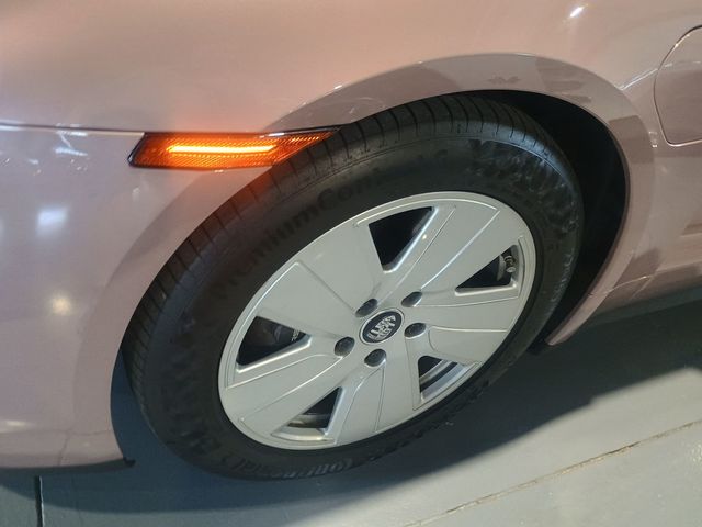 2021 Porsche Taycan RWD 1 Owner Clean Carfax Florida Car - 22989229 - 37