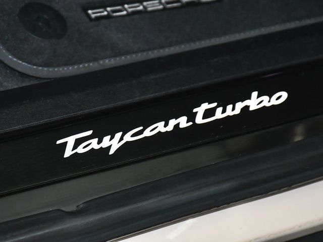 2021 Porsche Taycan Turbo - 23006046 - 17
