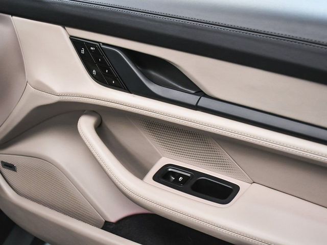 2021 Porsche Taycan Turbo - 23006046 - 19