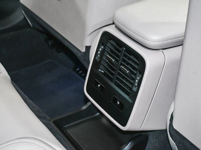 2021 Porsche Taycan Turbo - 23006046 - 56