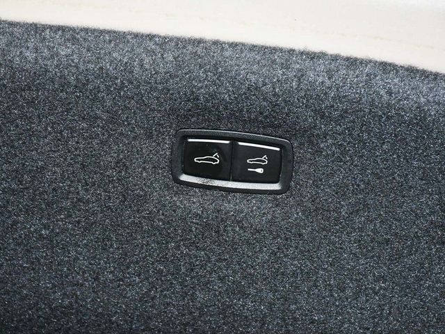 2021 Porsche Taycan Turbo - 23006046 - 73