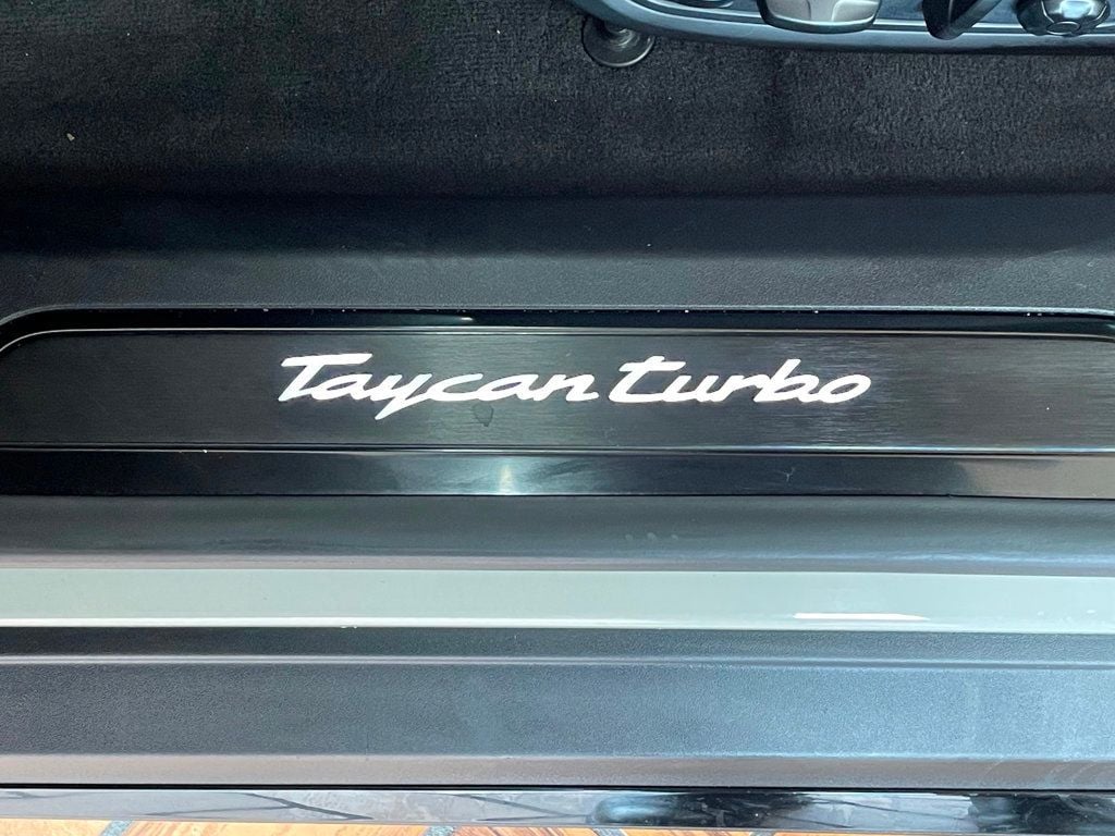 2021 Porsche Taycan Turbo AWD - 22986313 - 14