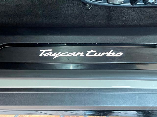 2021 Porsche Taycan Turbo AWD - 22986313 - 14