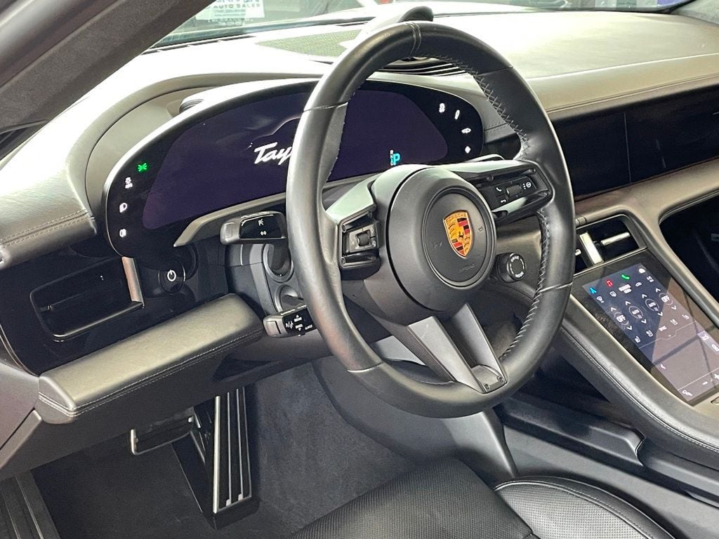 2021 Porsche Taycan Turbo AWD - 22986313 - 16