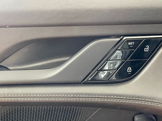 2021 Porsche Taycan Turbo AWD - 22986313 - 18