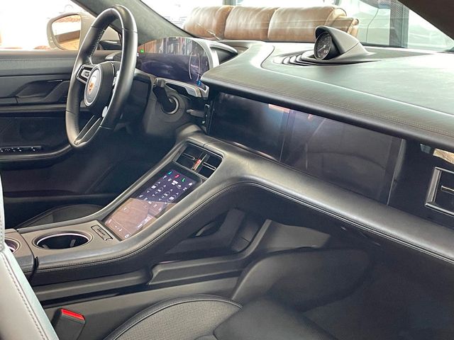 2021 Porsche Taycan Turbo AWD - 22986313 - 29
