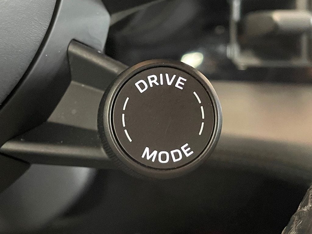 2021 Porsche Taycan Turbo AWD - 22986313 - 31