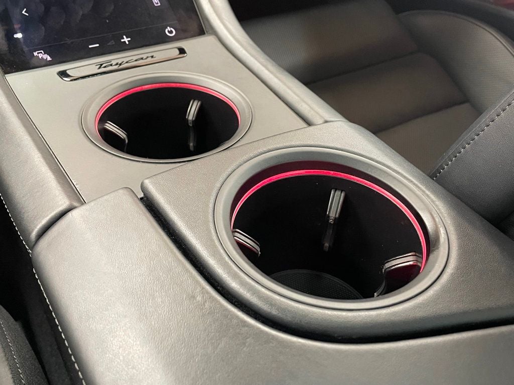 2021 Porsche Taycan Turbo AWD - 22986313 - 44