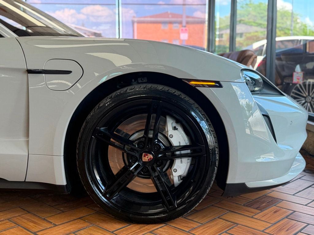 2021 Porsche Taycan Turbo AWD - 23048698 - 9