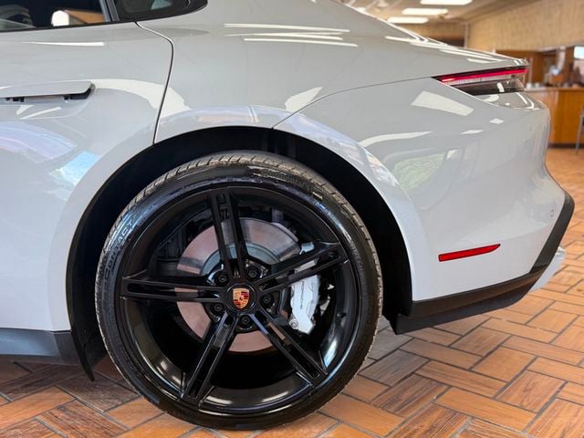 2021 Porsche Taycan Turbo AWD - 23048698 - 10