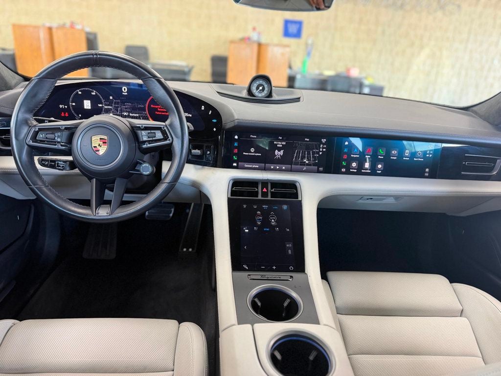 2021 Porsche Taycan Turbo AWD - 23048698 - 29