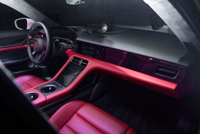 2021 Porsche Taycan Turbo S photo 10