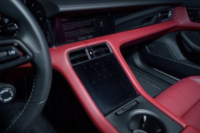 2021 Porsche Taycan Turbo S photo 13