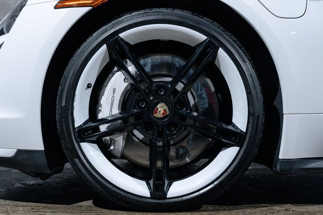 2021 Porsche Taycan Turbo S photo 35
