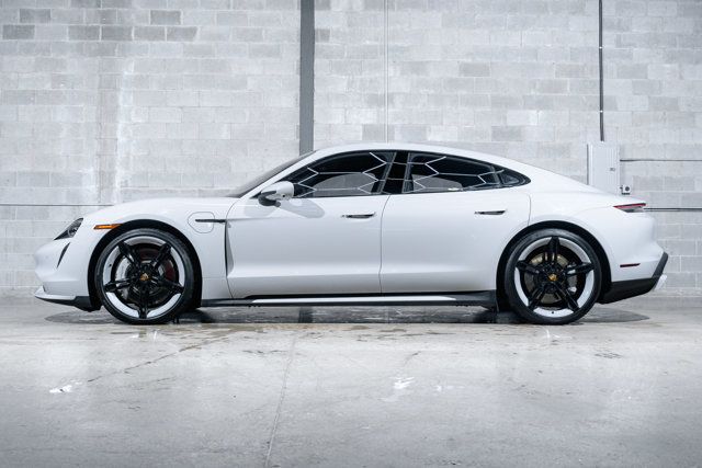 2021 Porsche Taycan Turbo S photo 6