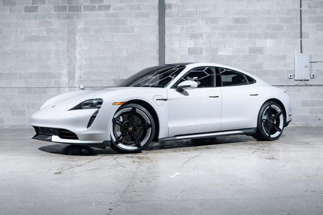 2021 Porsche Taycan Turbo S photo 7