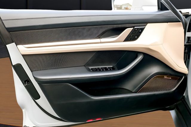 2021 Porsche Taycan Turbo S AWD - 23022562 - 23
