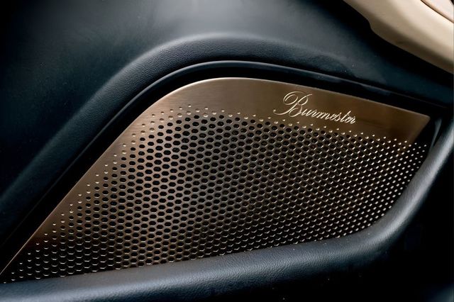 2021 Porsche Taycan Turbo S AWD - 23022562 - 27