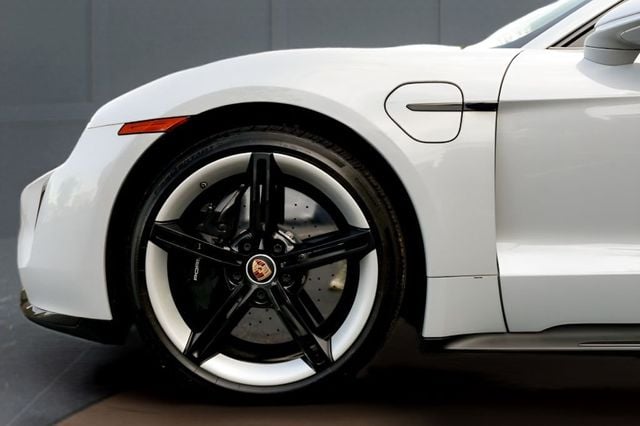 2021 Porsche Taycan Turbo S AWD - 23022562 - 5